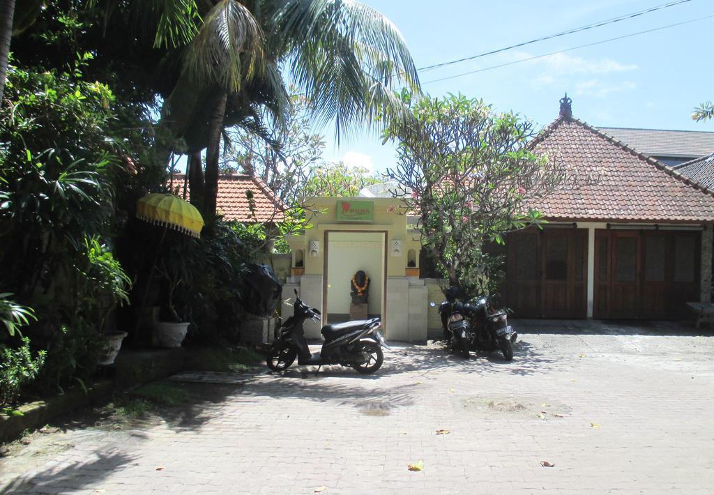 Mona Homestay Sanur  Exterior photo